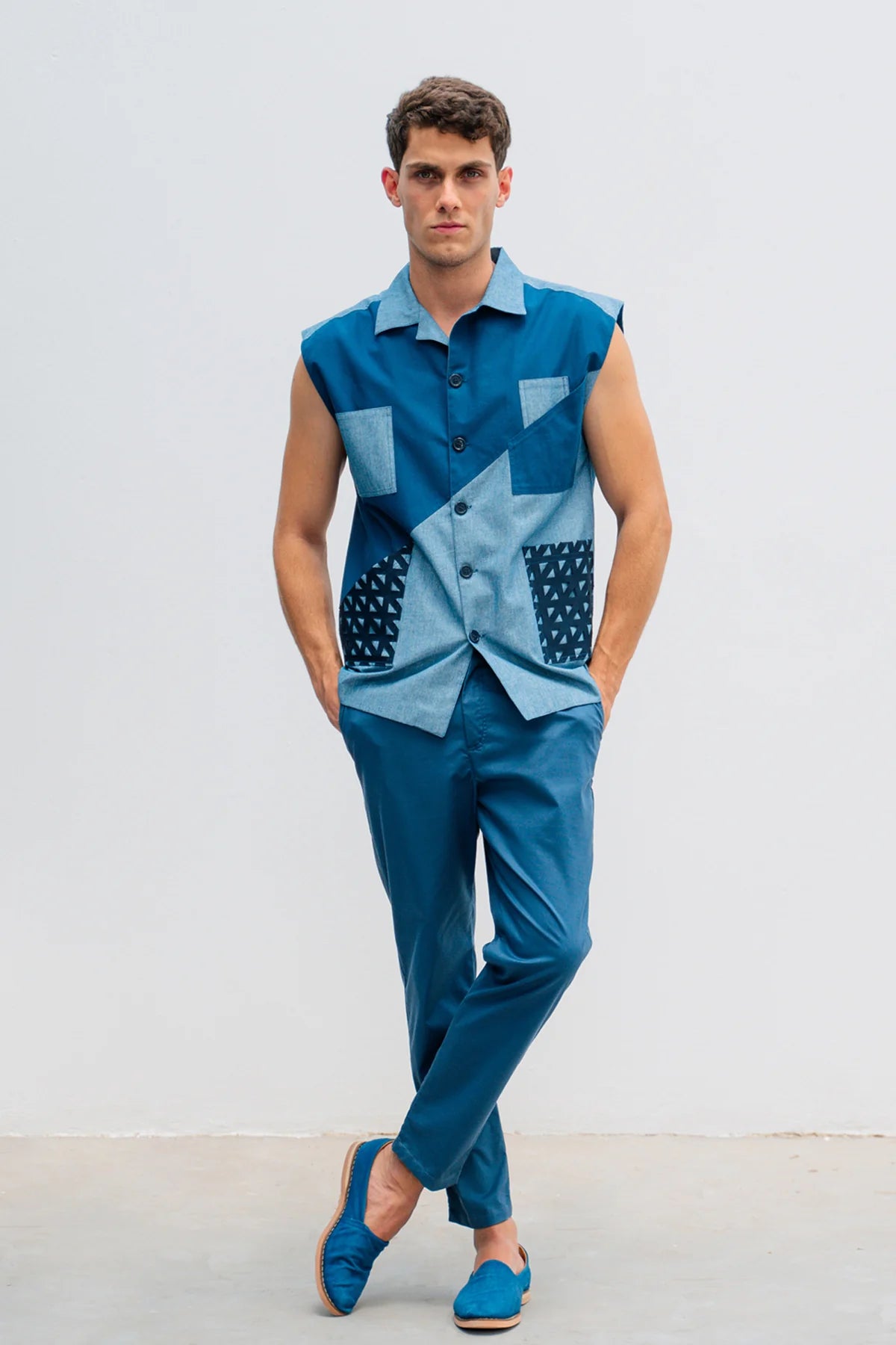 Workwearsleevelessjacket1_600x_2x_59def9c3-255f-48dd-a01b-7c626a7998e0.webp